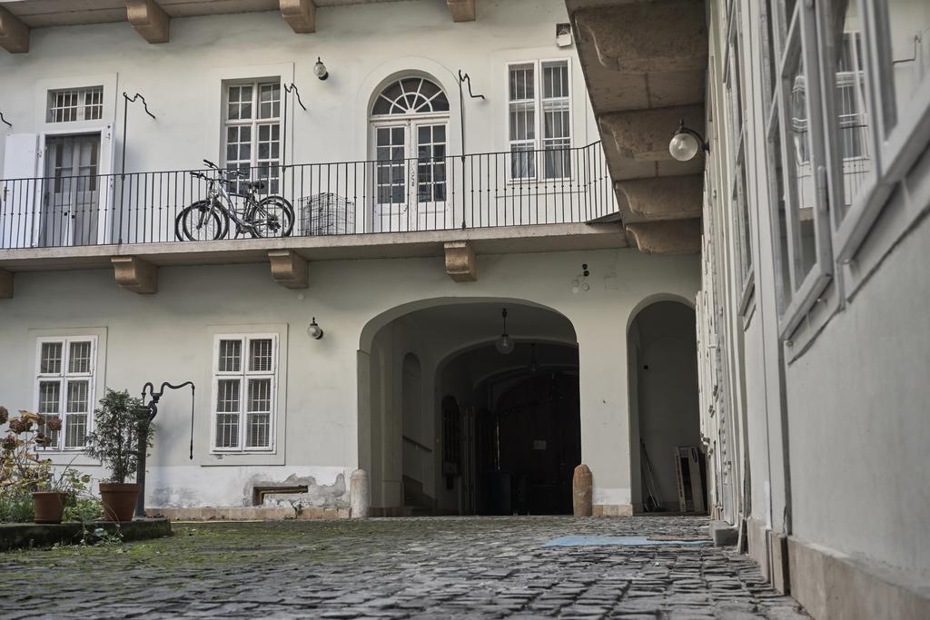 Karolyi Garden | Hostaid Daire Budapeşte Dış mekan fotoğraf